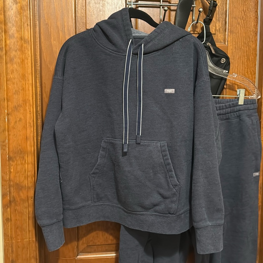 FIGS Navy blue sweatshirt